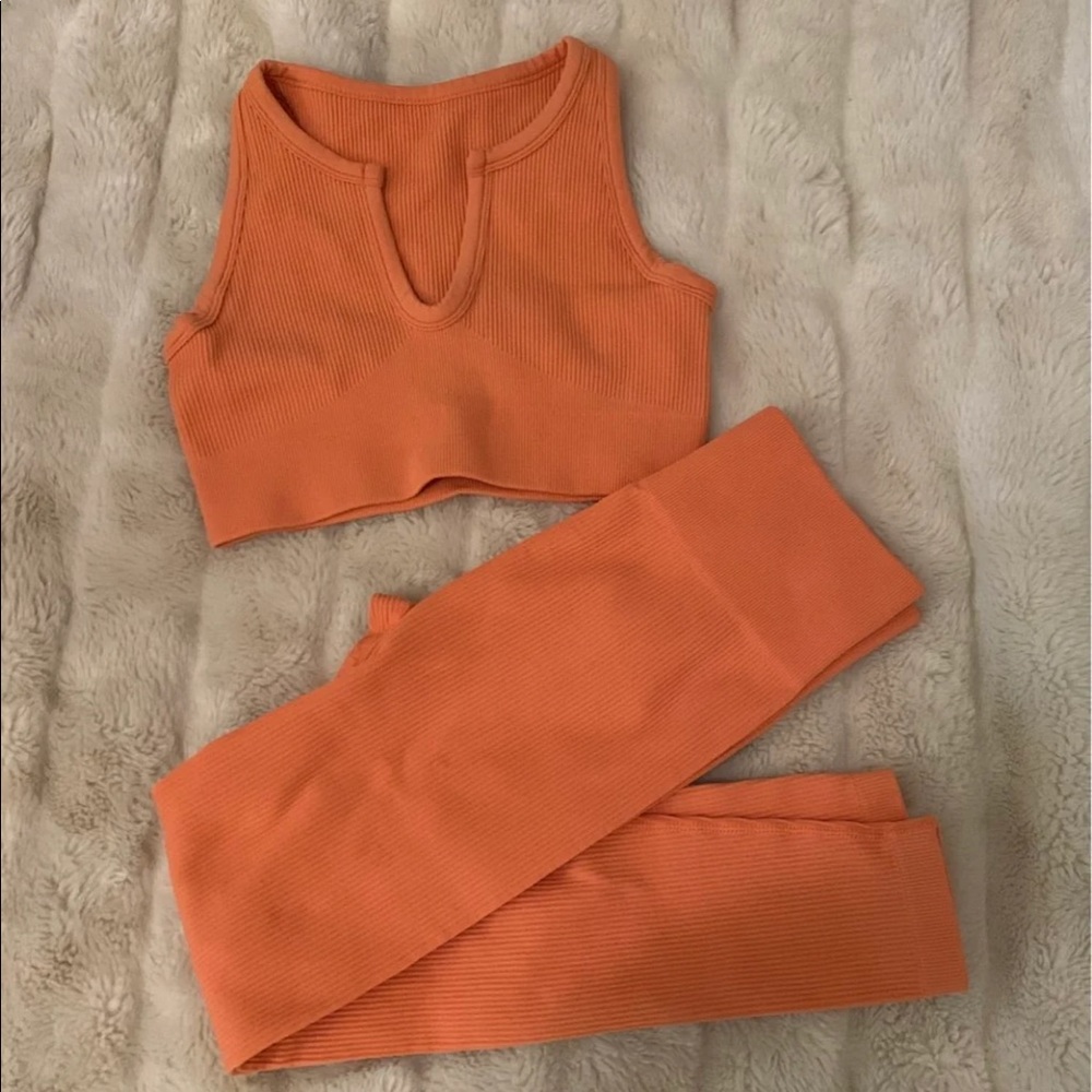 matching workout set